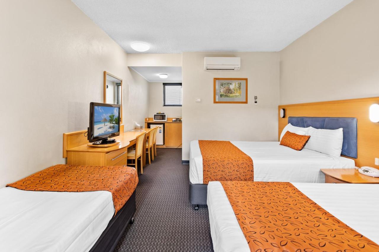 Park Motor Inn Toowoomba Bagian luar foto