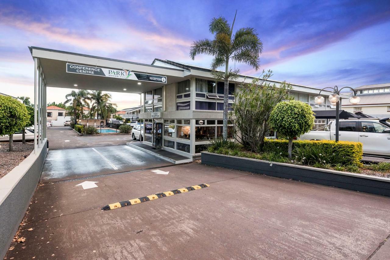 Park Motor Inn Toowoomba Bagian luar foto